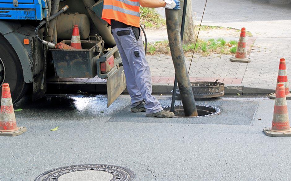 canalisations eaux usées bouchées Rueil-Malmaison